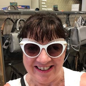 Meet your Posher, Annmarie